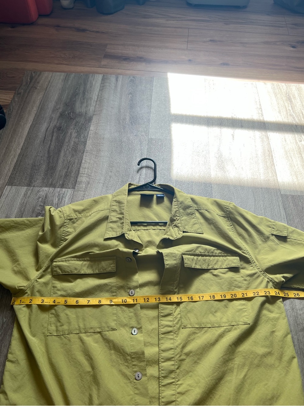 Helly Hansen Technical Utility Hiking Shirt Chartreuse Yellow Green Mens L - Picture 4 of 4